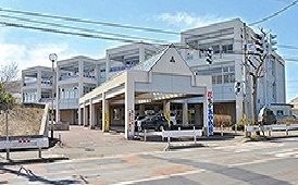 中学校　あやめ野中学校（中学校）まで1000m