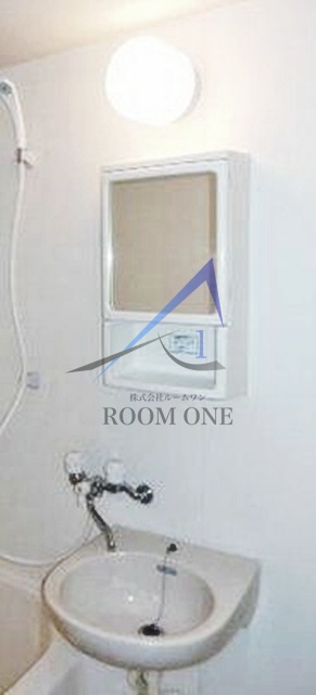 洗面設備　洗面台です。