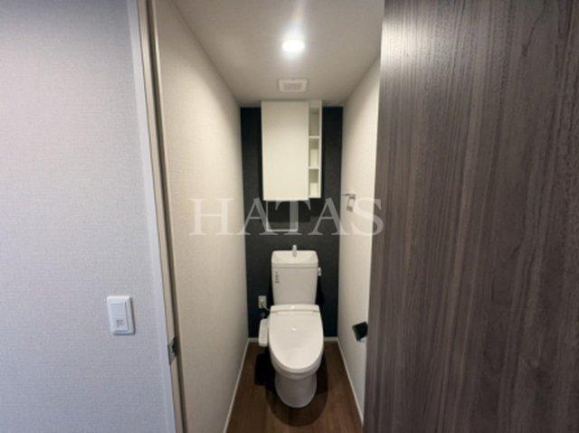 トイレ　同物件別部屋です。