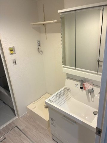 洗面設備　同仕様