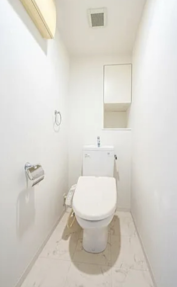 トイレ　清潔感のあるトイレです