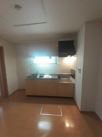 キッチン　コンパクトなキッチンで掃除もラクラク