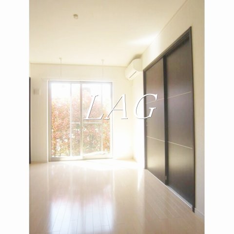 居室・リビング　洋室のお部屋です。