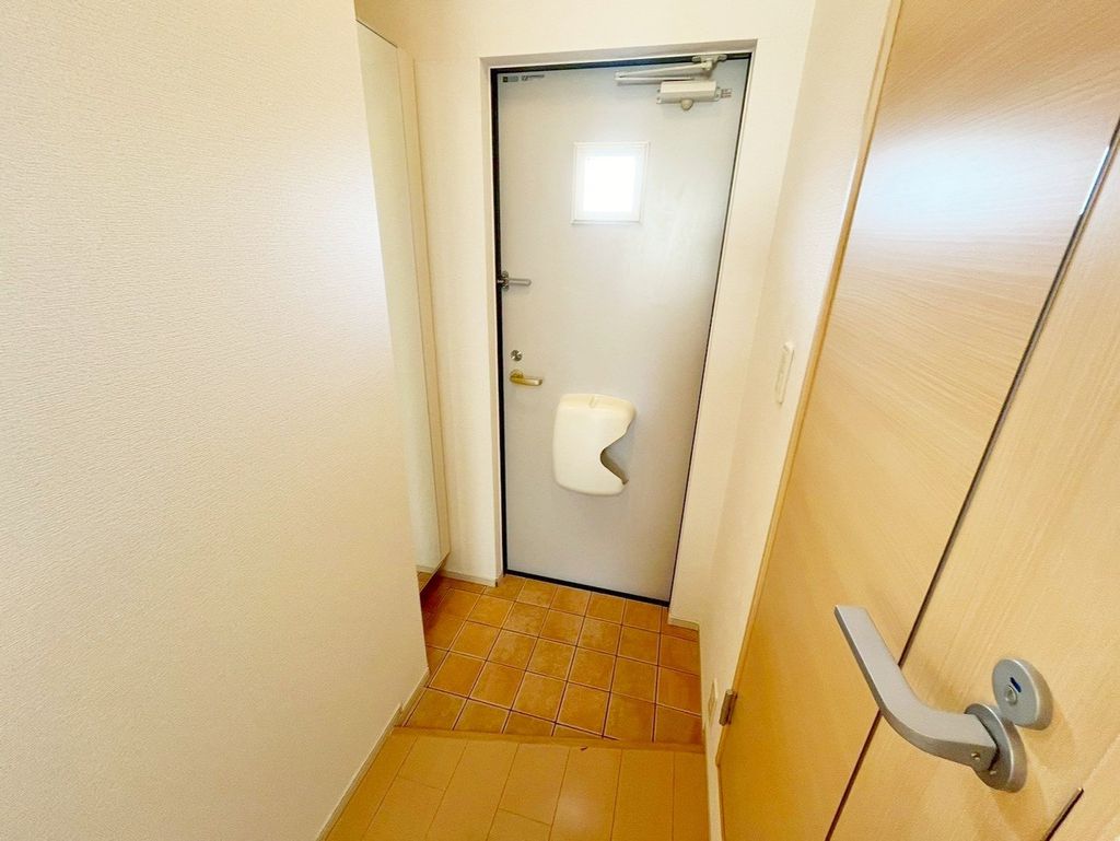 玄関　玄関
