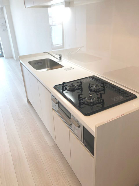 キッチン　※写真は同タイプ住戸です。