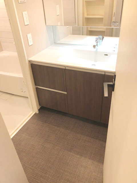 洗面設備　※写真は同タイプ住戸です。