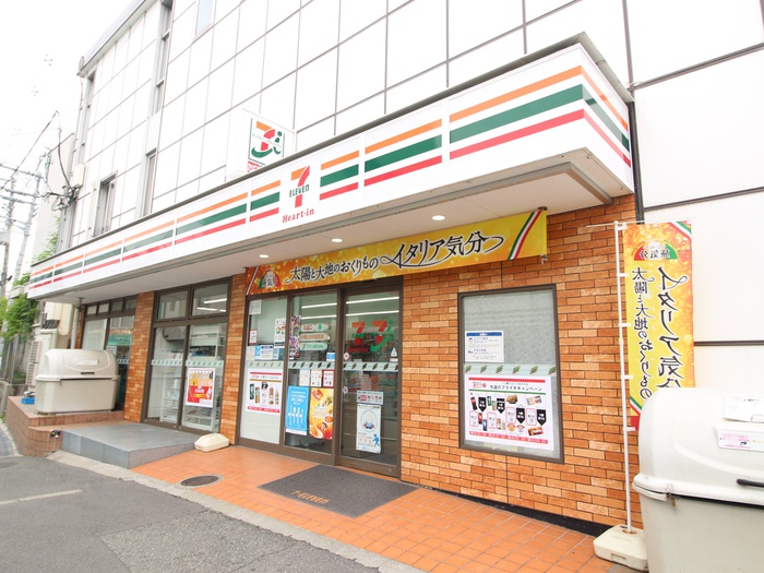 コンビニ　セブンイレブンハートインJR千里丘駅西口店（コンビニ）まで380m