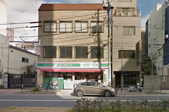 コンビニ　ローソンストア100 墨田菊川三丁目店（コンビニ）まで37m