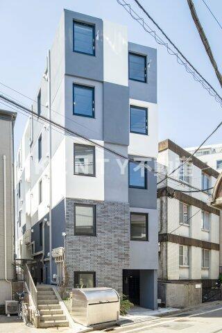 建物外観　落ち着いた雰囲気の外観です
