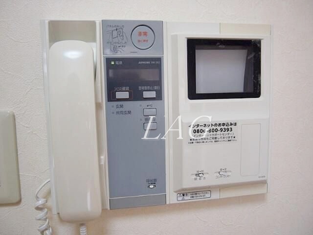 その他設備　モニター付きインターホンです。