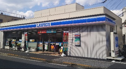 コンビニ　ローソン 足立中央本町五丁目店（コンビニ）まで233m