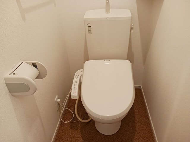 トイレ　シンプルで使いやすいトイレです