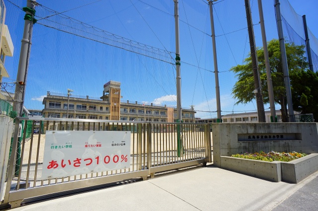 小学校　広島市立山本小学校（小学校）まで154m