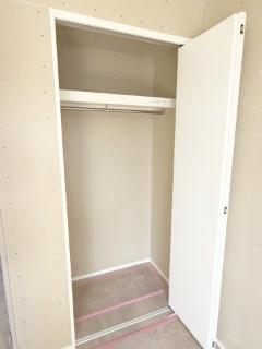 収納　建築中の写真です。