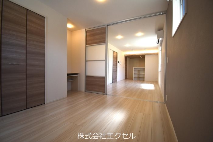 その他部屋・スペース　エアコン付きです。