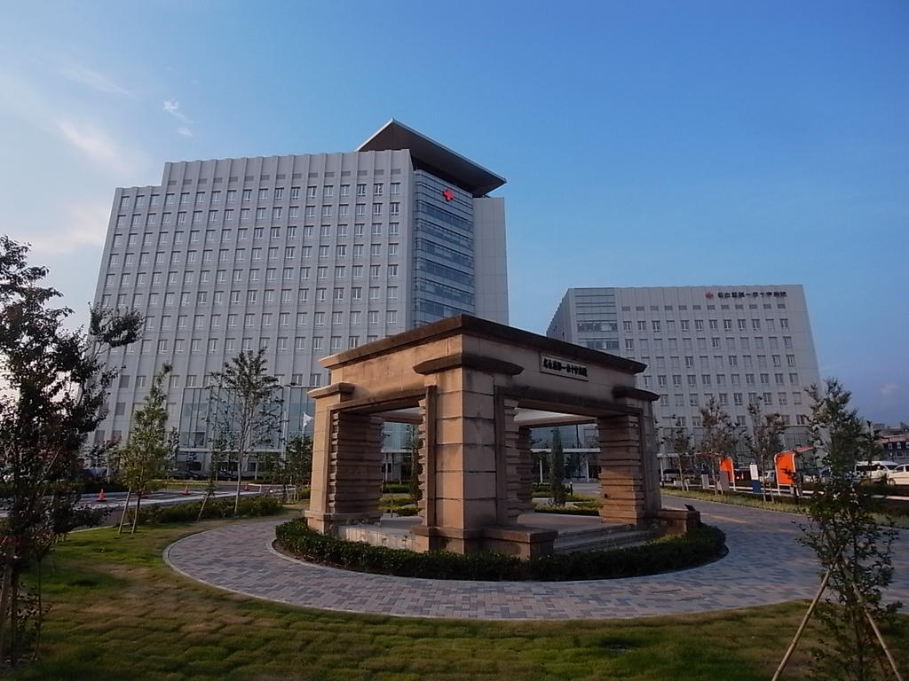 病院　名古屋第一赤十字病院 (総合病院)（病院）まで1400m