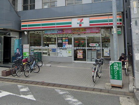 コンビニ　セブンイレブン越谷せんげん台駅西口店（コンビニ）まで372m
