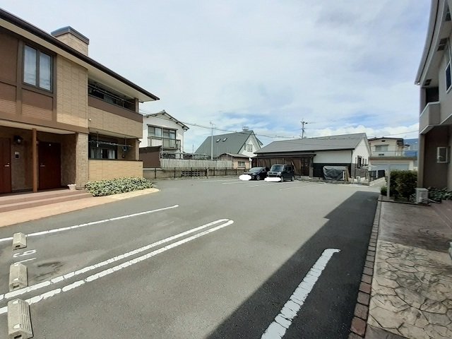 駐車場　※現況優先。