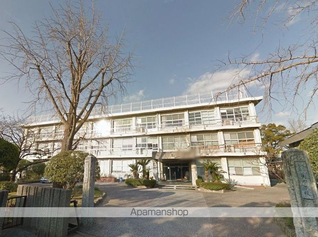小学校　大川小学校（小学校）まで1962m