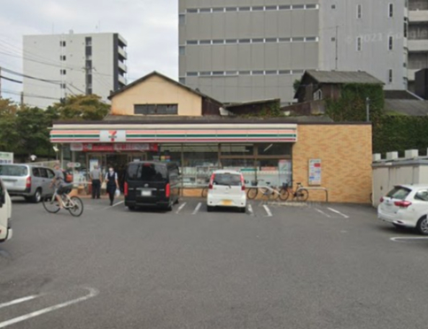 コンビニ　セブンイレブン 名古屋松原3丁目店（コンビニ）まで386m