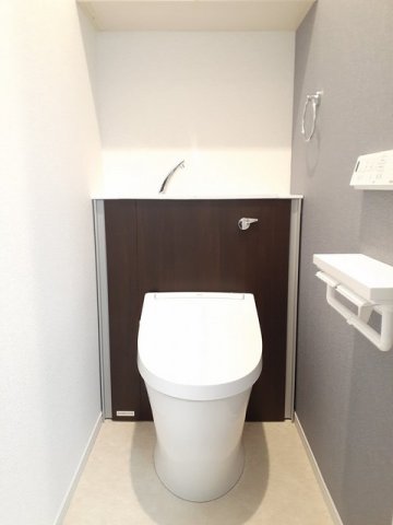 トイレ　落ち着いたトイレです