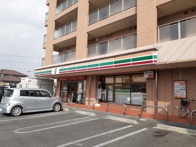 コンビニ　セブン-イレブン 岡崎橋目町店（コンビニ）まで950m