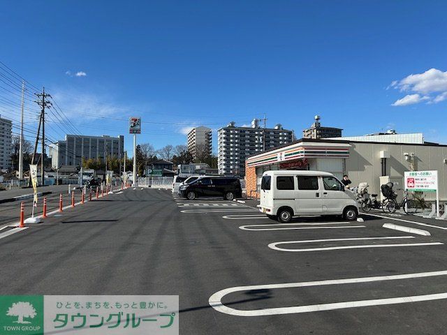 コンビニ　セブンイレブン朝霞溝沼店（コンビニ）まで860m