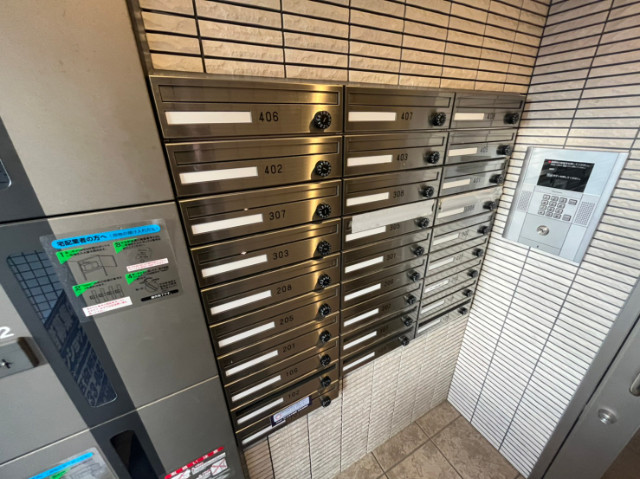 駐車場　集合ポストその他