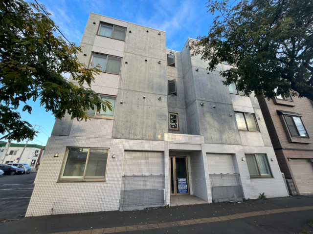 建物外観　札幌市東区北１８条東「ＯＲＩＯＮ１８８」