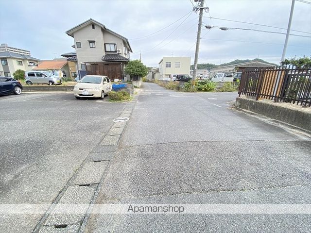 その他　前面道路（その他）まで0m