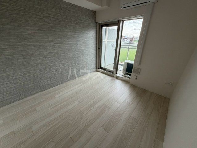 セレニテ梅田北グランデの居間写真