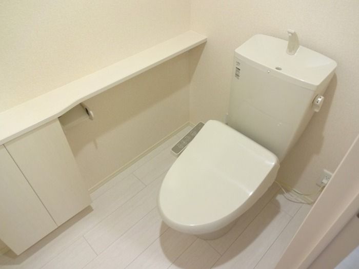 トイレ　落ち着いたトイレです