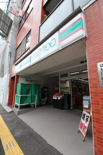 コンビニ　ローソンストア100 LS住吉駅前店（コンビニ）まで831m