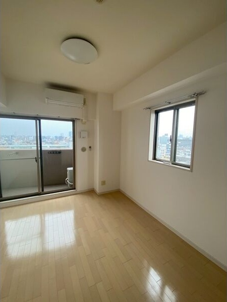 眺望　※写真は同じマンションの違う部屋のものになります。