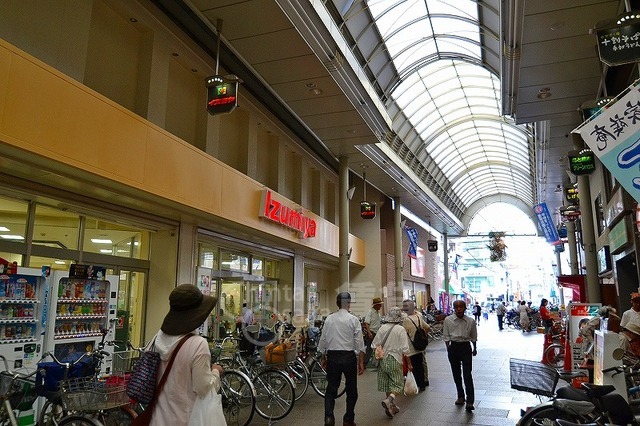 スーパー　イズミヤ　淡路店（スーパー）まで800m