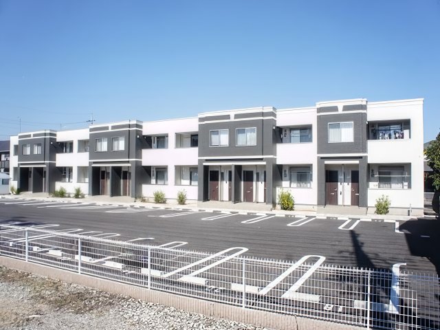 建物外観　落ち着きのあるオシャレな外観です♪