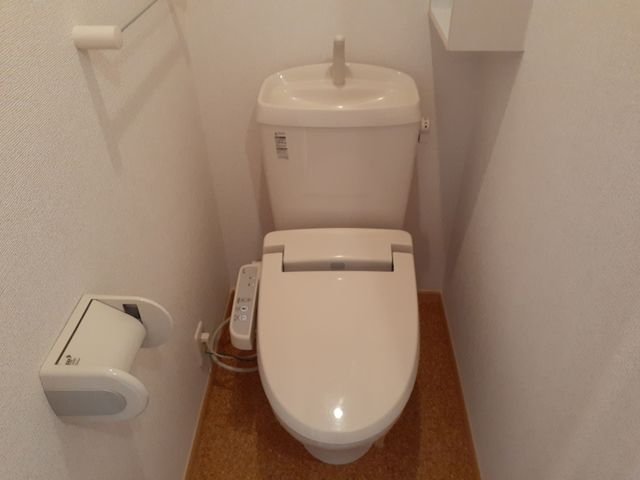 トイレ　シンプルで使いやすいトイレです