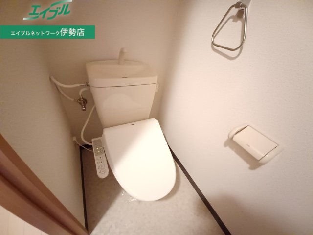 トイレ　同物件別室画像