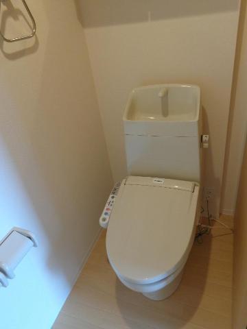 トイレ　シャワー付トイレ