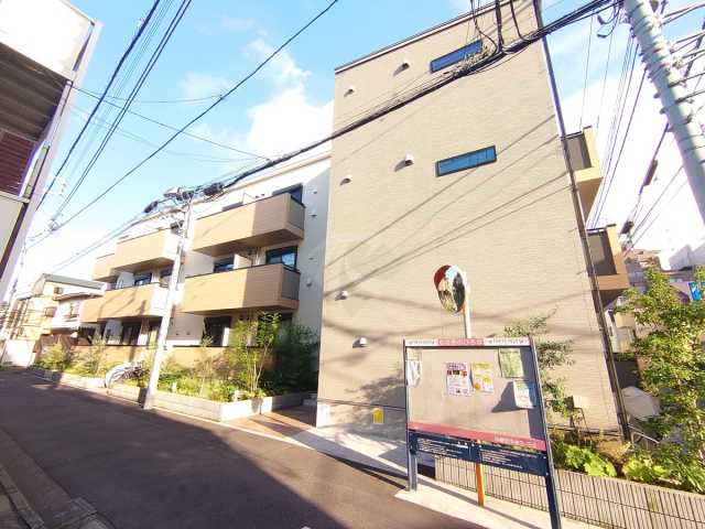 建物外観　BLESS新中野