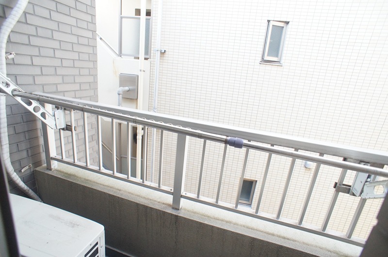 バルコニー　※同間取りの別部屋の写真です(参考写真)