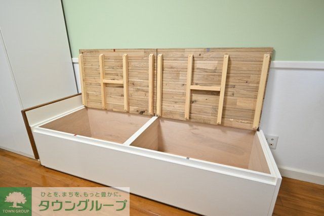 収納　ベンチ収納