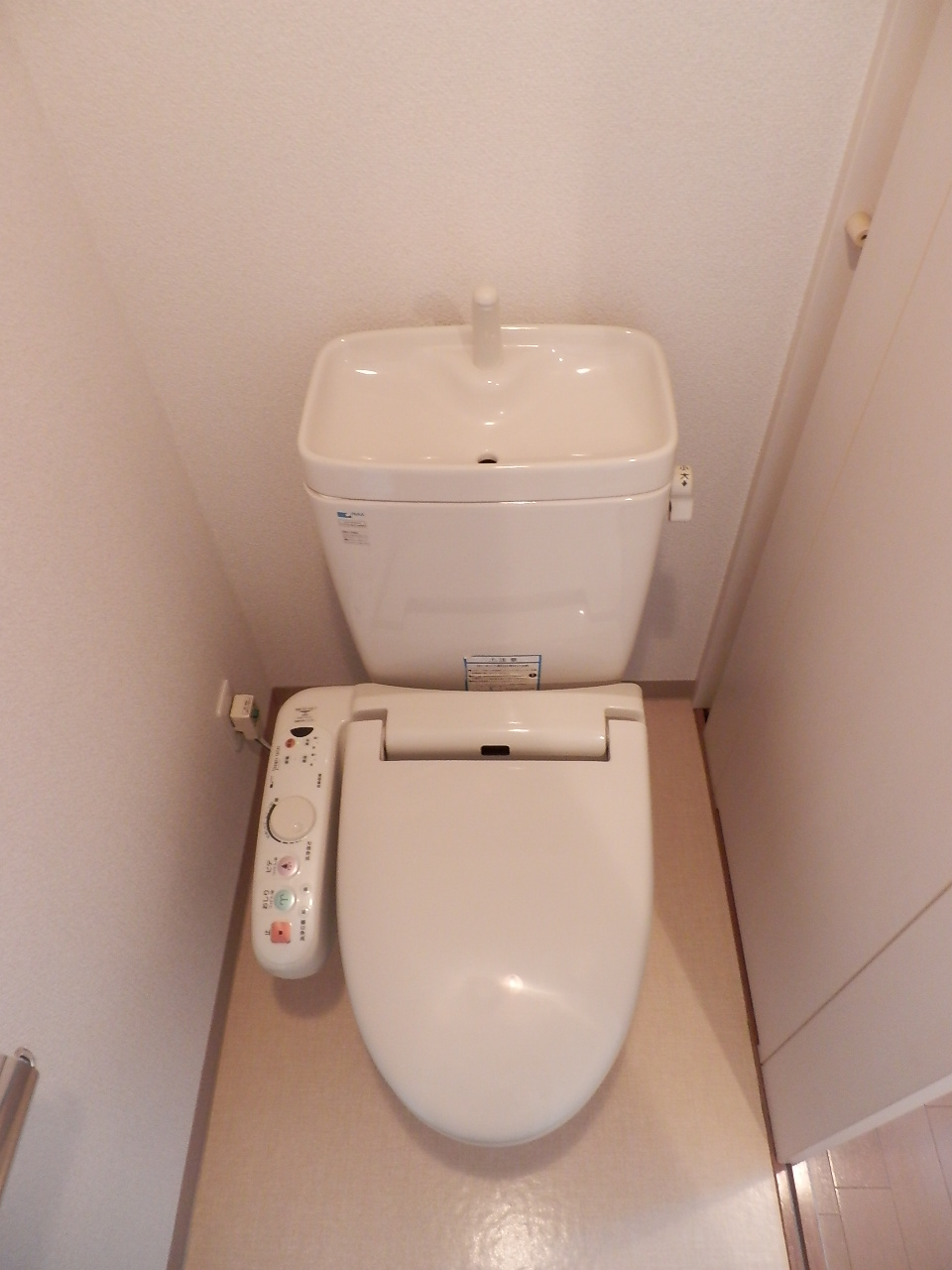 トイレ　参考写真
