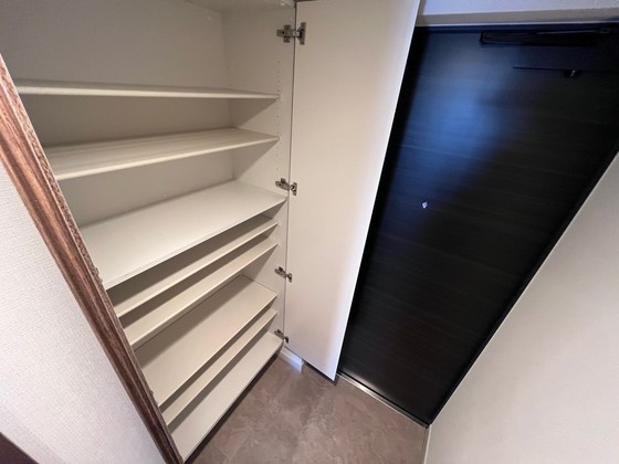 収納　※別部屋の写真です