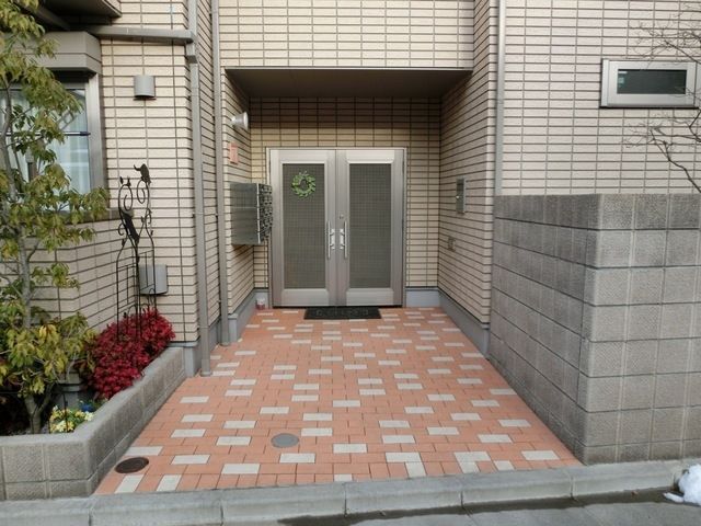 エントランス　エントランス