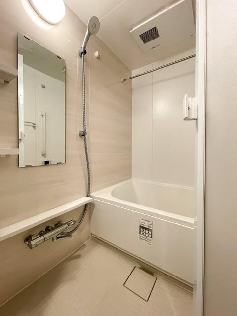 バス・シャワールーム　※写真は同タイプ住戸です。