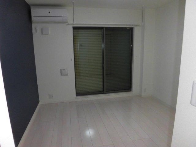 居室・リビング　※反転タイプの別部屋です