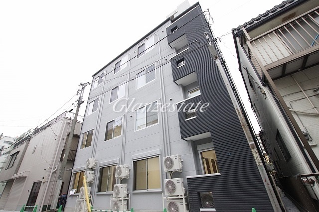 建物外観　☆存在感を放つ外観☆