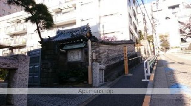 コンビニ　ファミリーマートアークヒルズ前店（コンビニ）まで42m