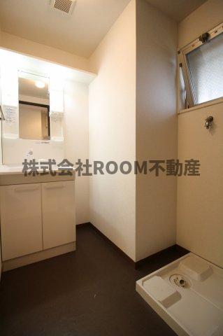 洗面設備　使いやすい洗面所です